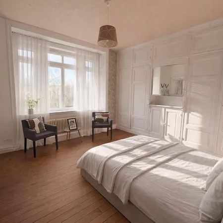Large House - 6 Bedrooms - Garden And Parking *